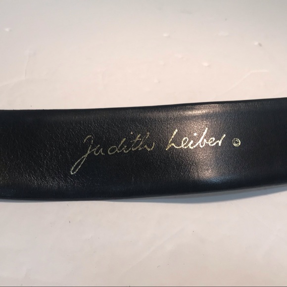JUDITH LIEBER GOLD MEDALLION BLACK LEATHER BELT - Picture 6 of 8
